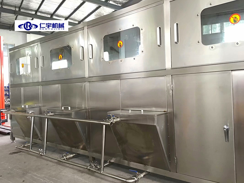 小型桶装水灌装机 小型桶装水灌装机